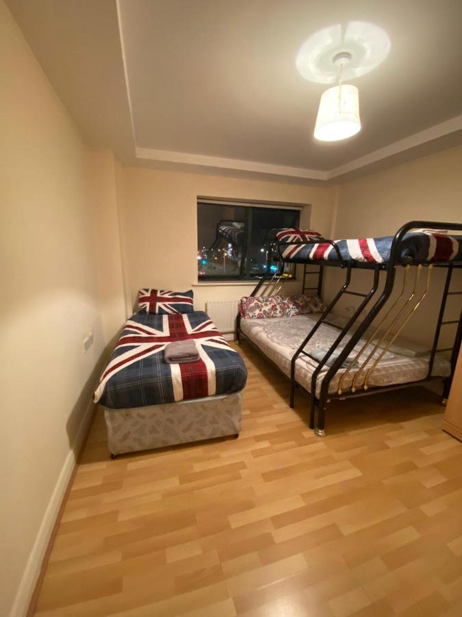 The Sentinel Tower Airport Apartments Ballymun Extérieur photo