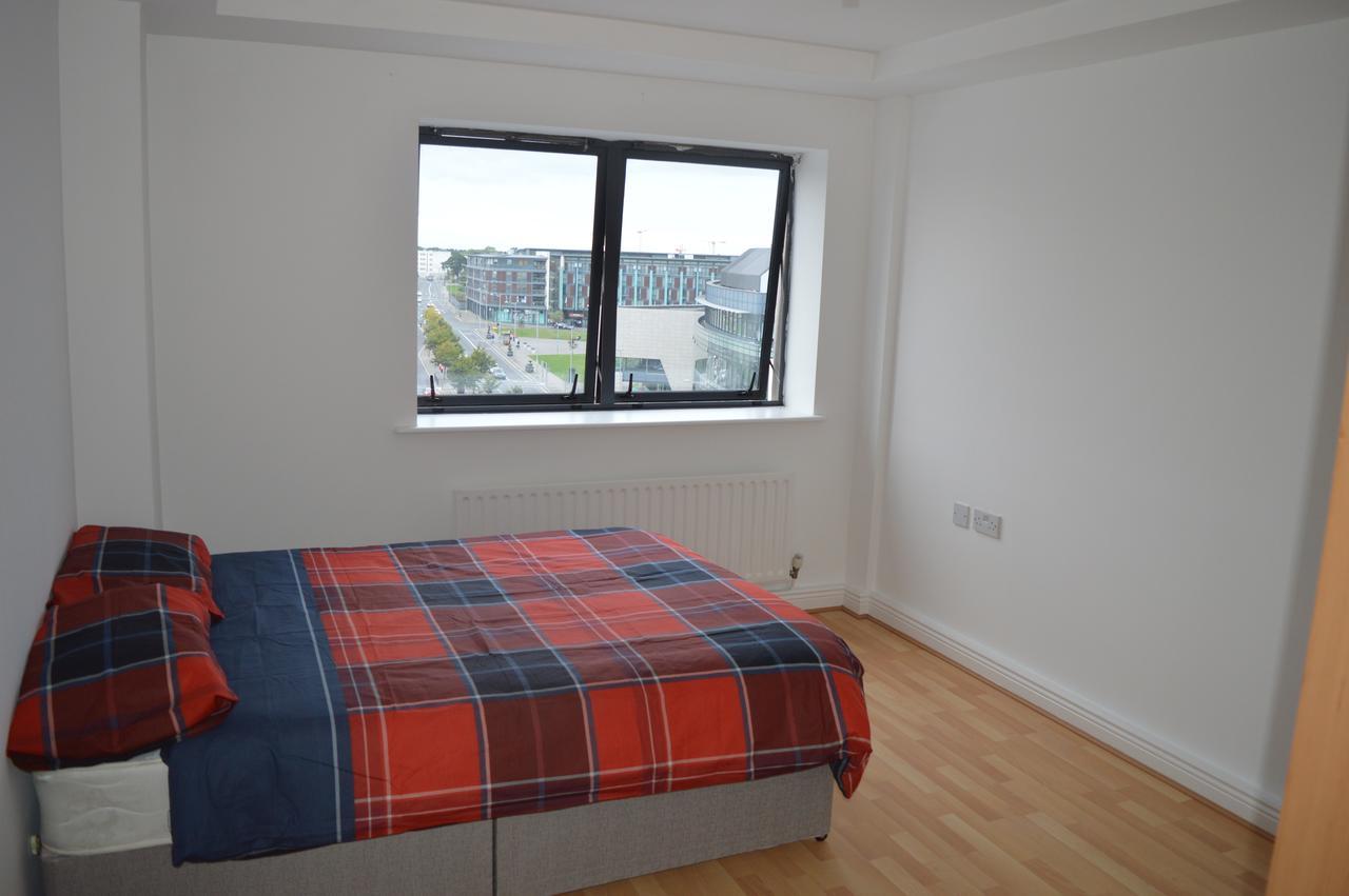 The Sentinel Tower Airport Apartments Ballymun Extérieur photo