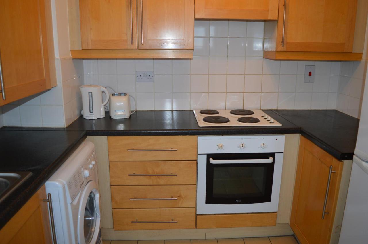 The Sentinel Tower Airport Apartments Ballymun Extérieur photo