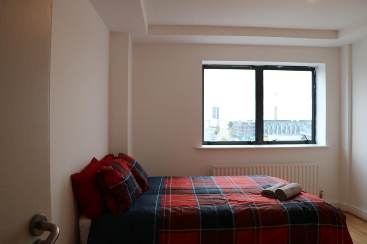 The Sentinel Tower Airport Apartments Ballymun Extérieur photo