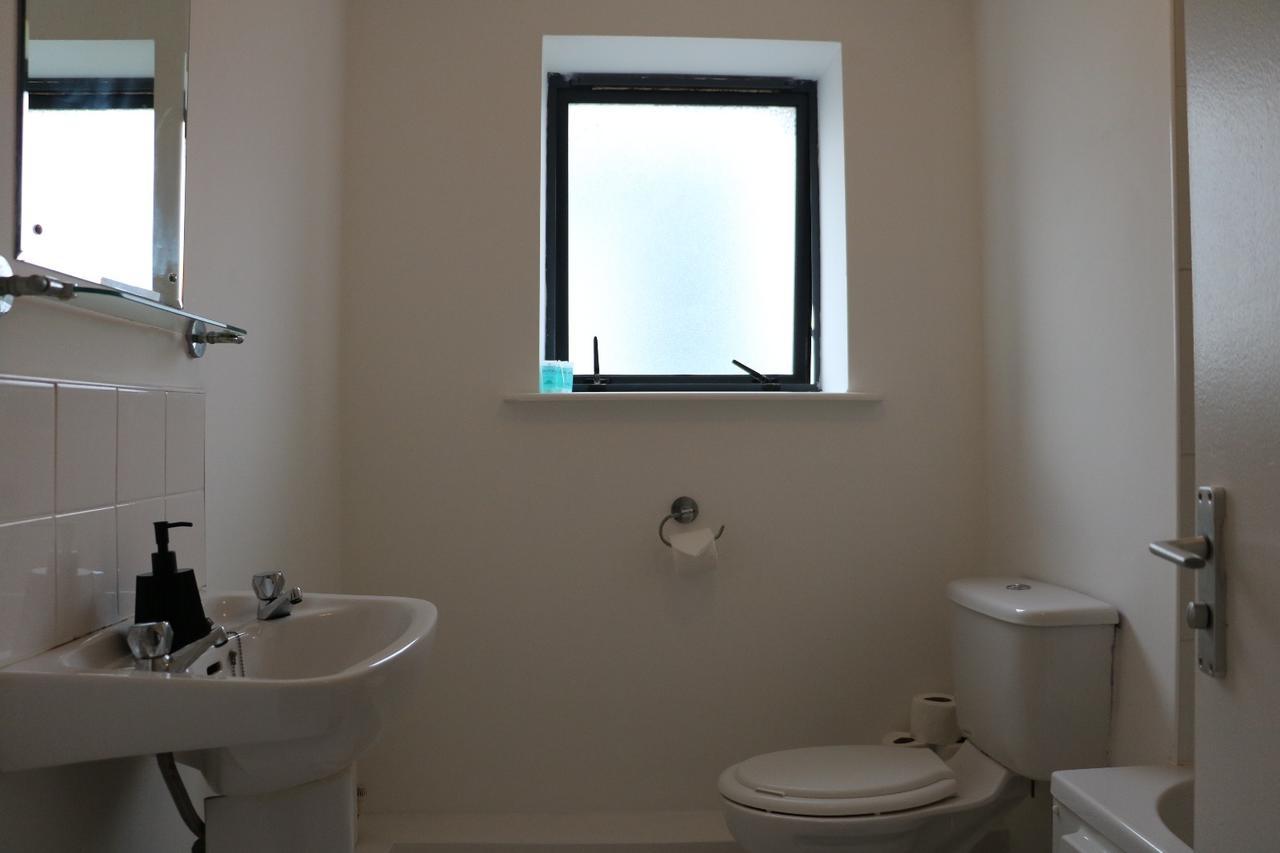 The Sentinel Tower Airport Apartments Ballymun Extérieur photo