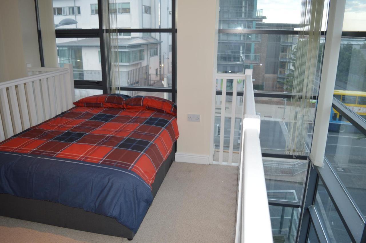 The Sentinel Tower Airport Apartments Ballymun Extérieur photo