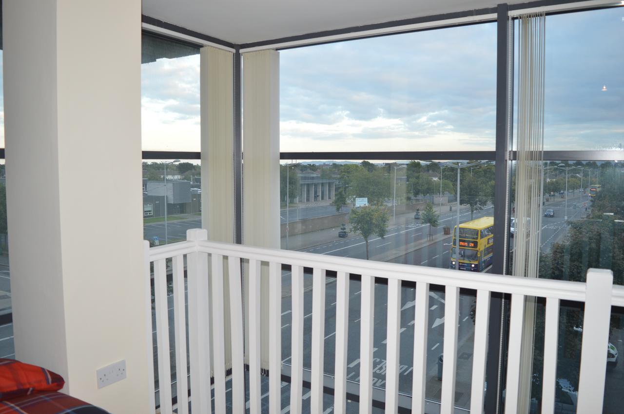 The Sentinel Tower Airport Apartments Ballymun Extérieur photo
